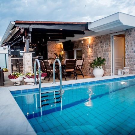 Luxury Penthouse With Private Pool Appartement Preveza Buitenkant foto